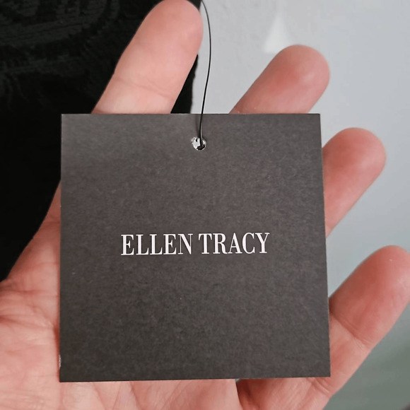 Ellen Tracy Women's Size 8  V-Neck Sleeveless Sheath Dress Black Rosette Floral - Picture 7 of 8